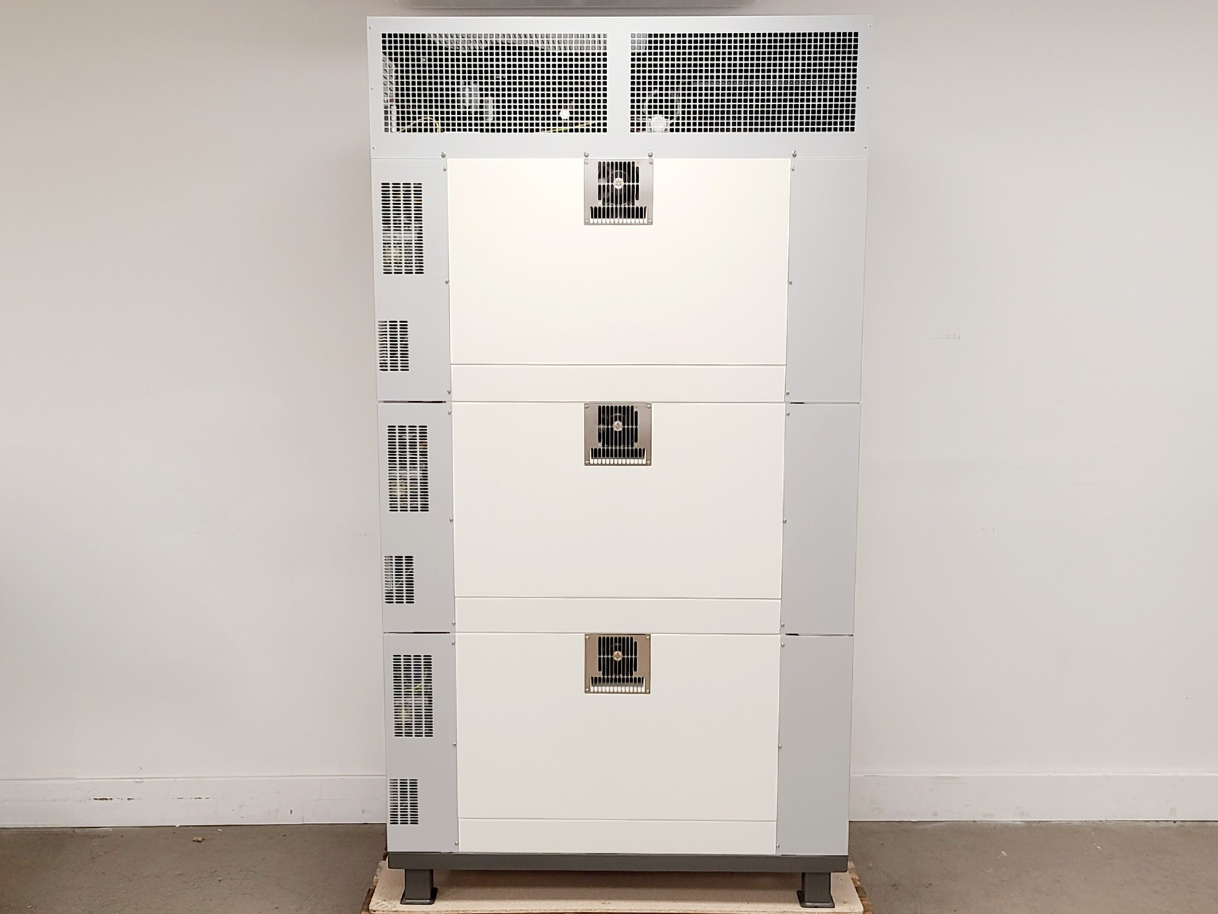 Image of Infors HT Triple Stack Multitron Standard Shaking Incubator