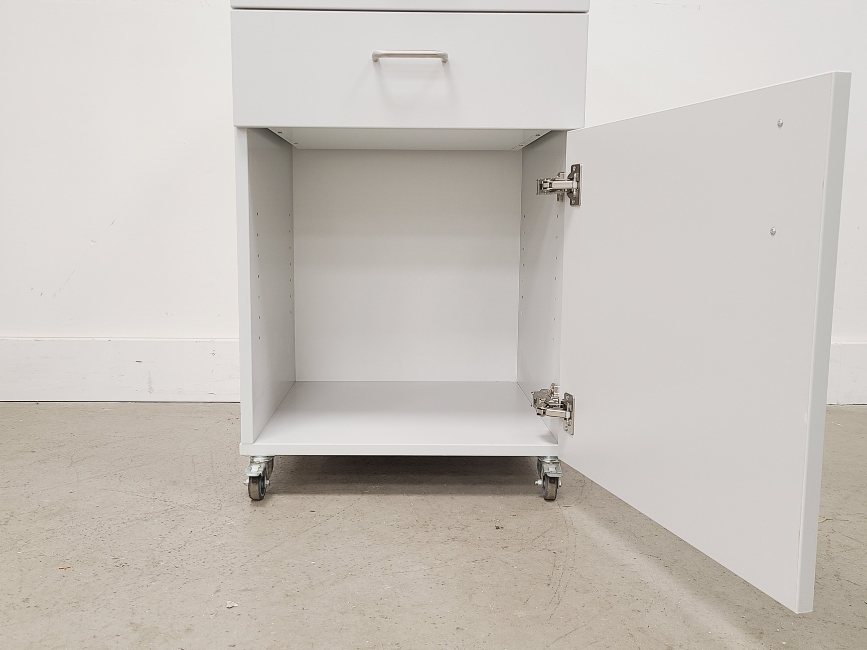 Image of Under-Bench Storage Unit 55x50x87cm