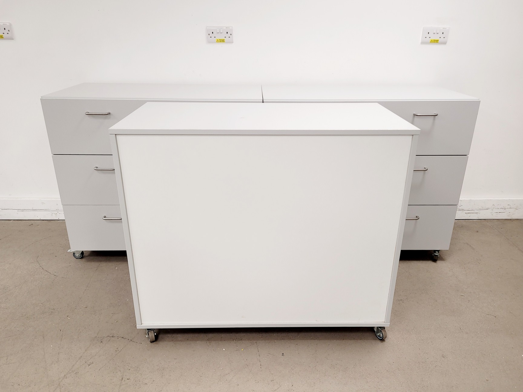 Image of Job Lot of 8 x Under-Bench Storage Units/Cupboards/Drawers