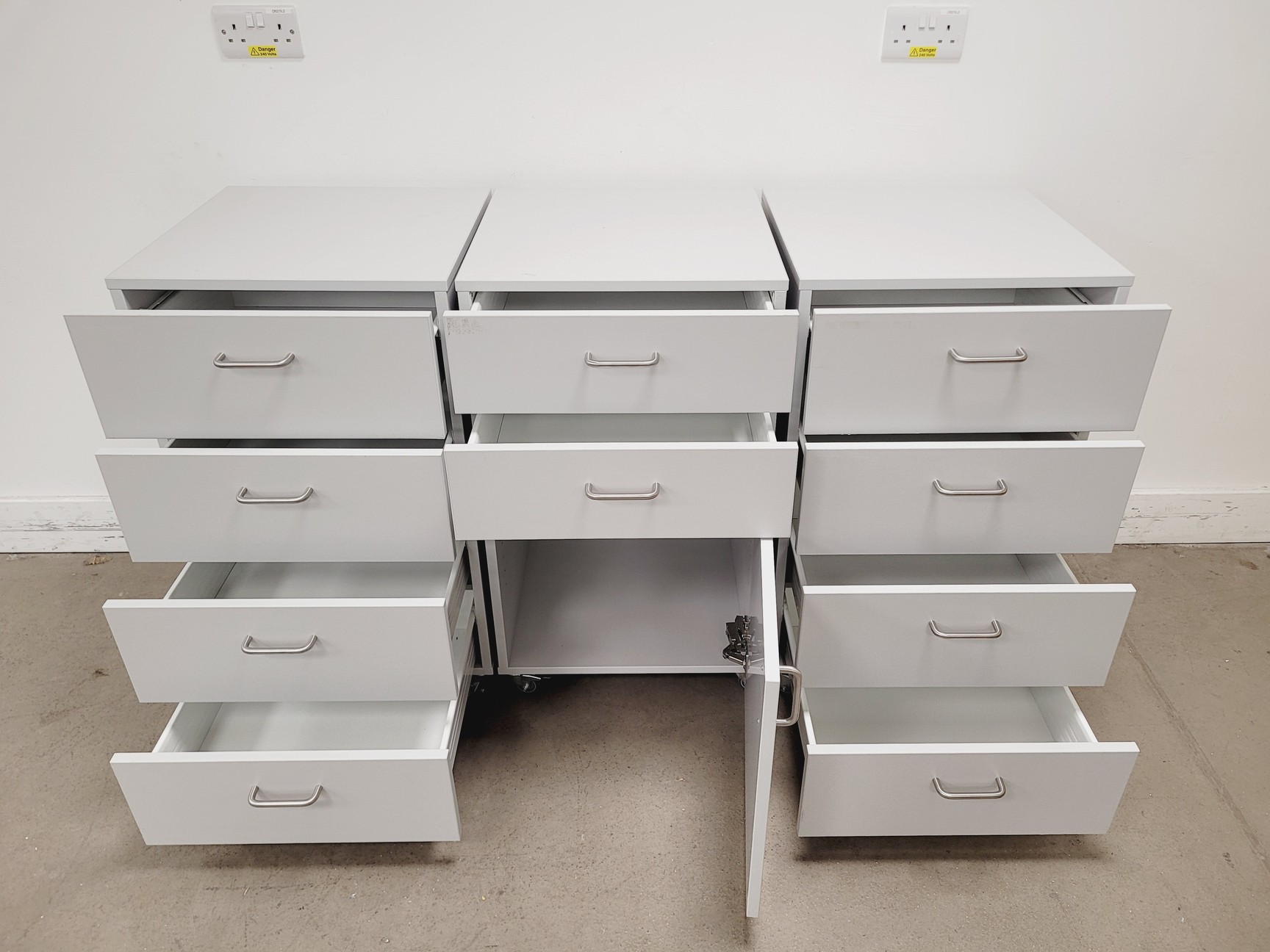 Image of Job Lot of 8 x Under-Bench Storage Units/Cupboards/Drawers