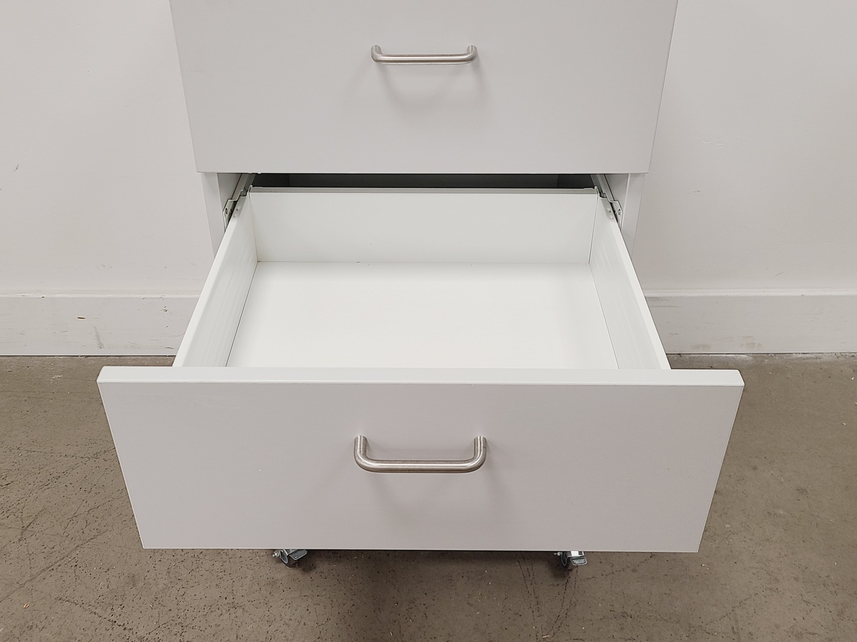 Image of Under-Bench Storage Cabinet 55x50x87cm