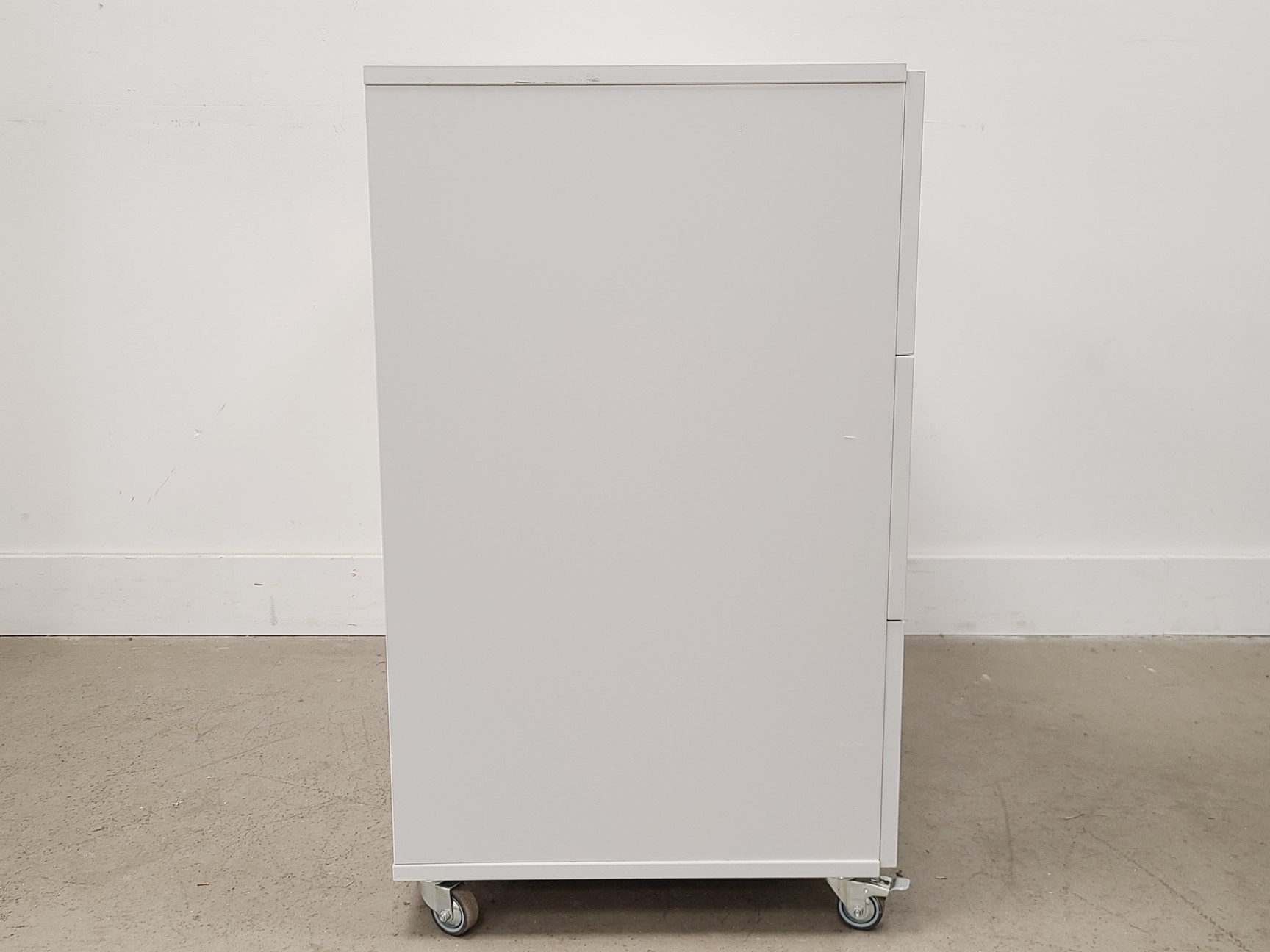 Image of Under-Bench Storage Unit 55x100x87cm