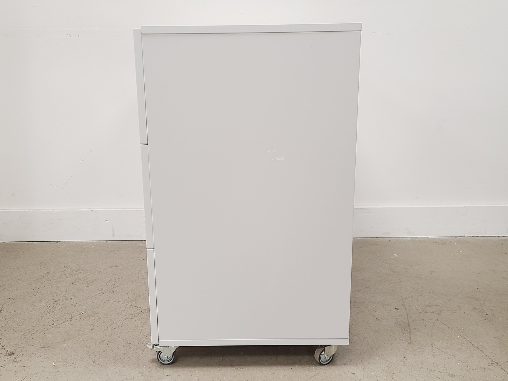 Image of Under-Bench Storage Unit 55x100x87cm