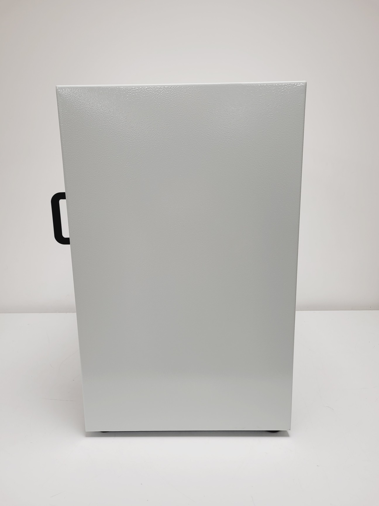 Image of Genlab Laboratory Drying Cabinet Model E3DWC100N/TDIG 2024