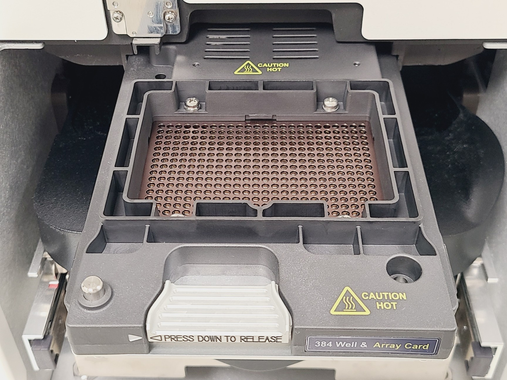 Image of QuantStudio 7 Flex System - 384-Well Block with PC