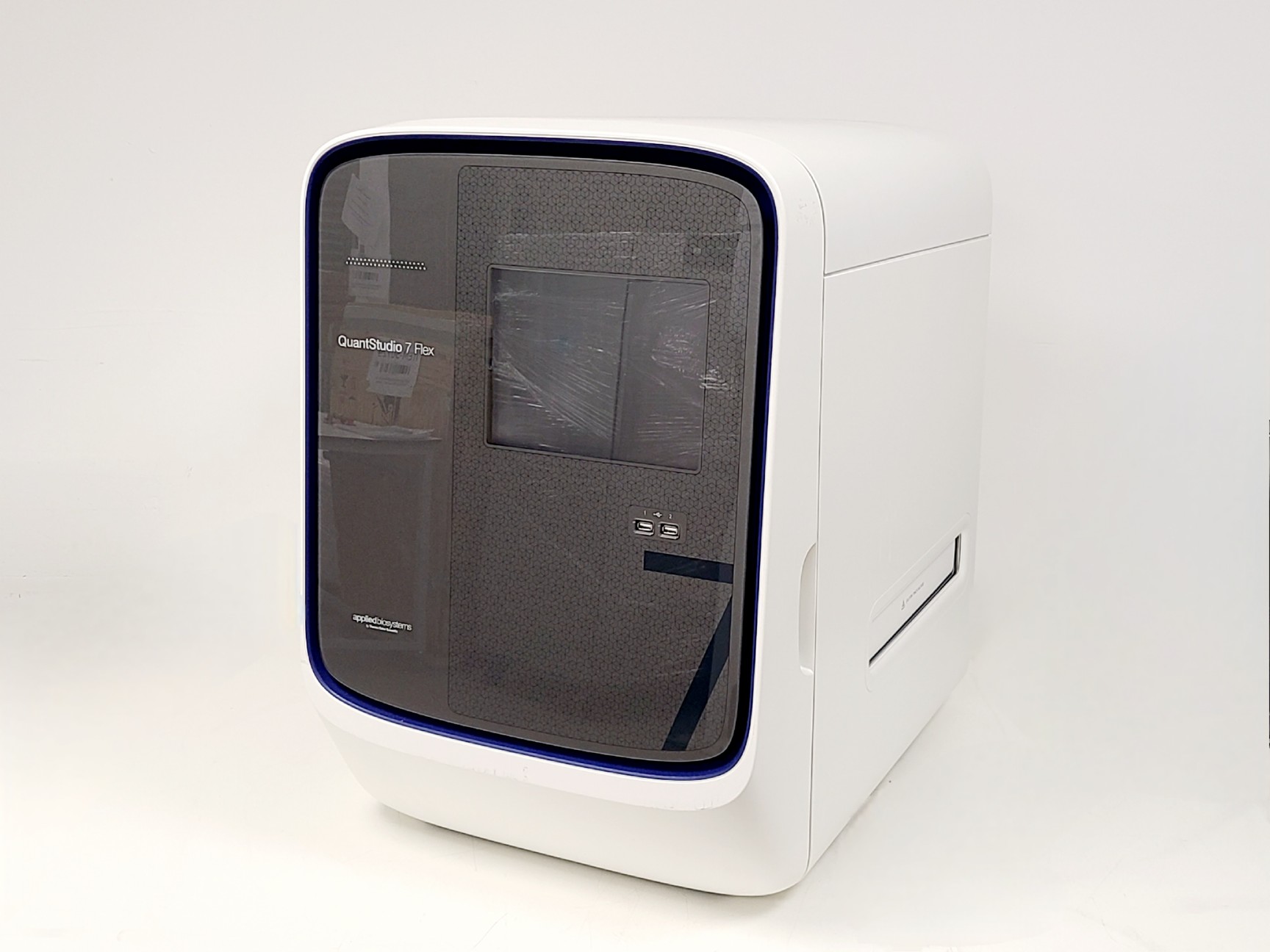 Image of Applied Biosystems QuantStudio 7 Flex System RT-PCR 384-Well Block (2021) Lab