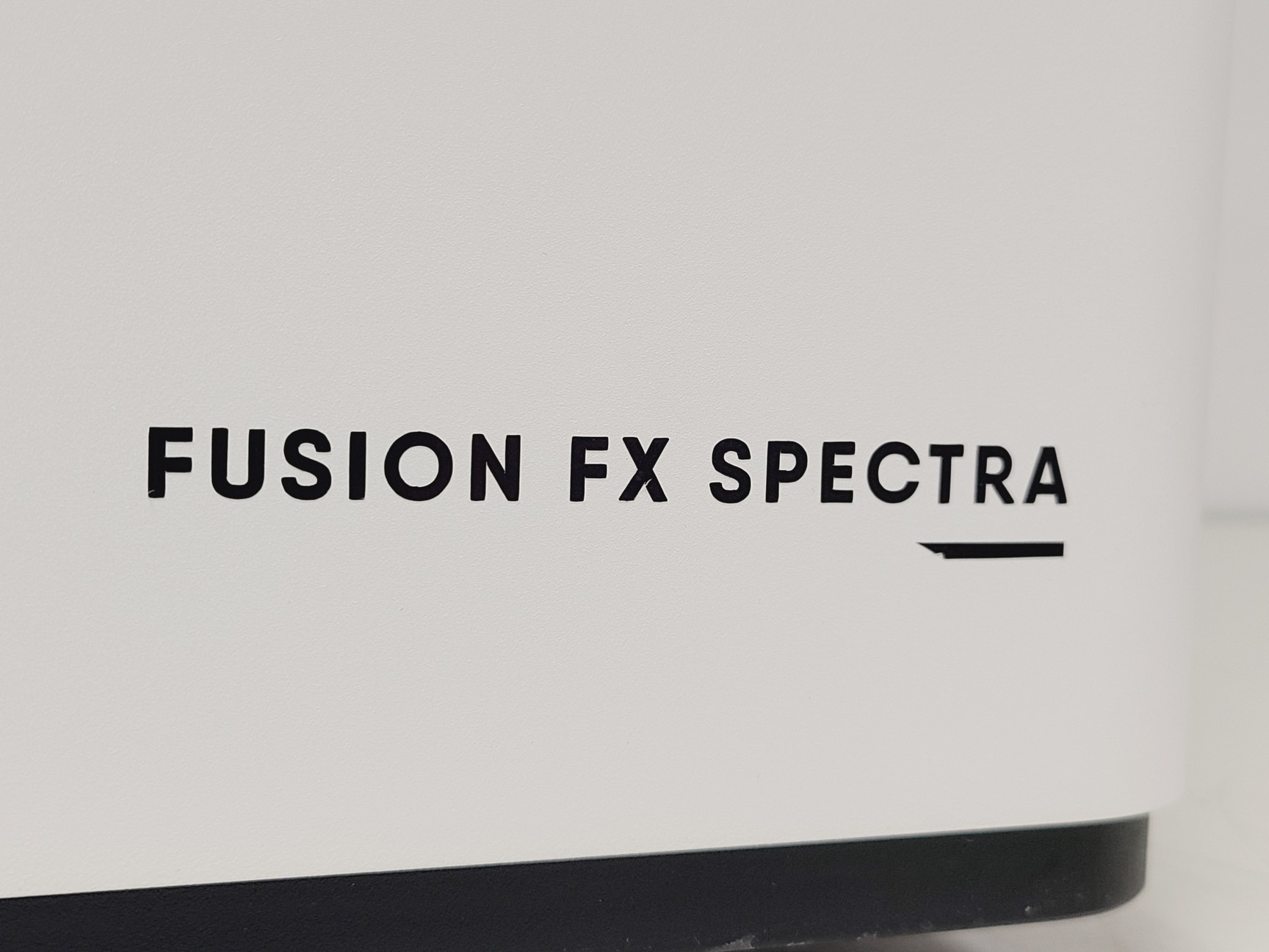 Image of Vilber Fusion FX6 Edge Spectra 7 Channel Imaging System Lab