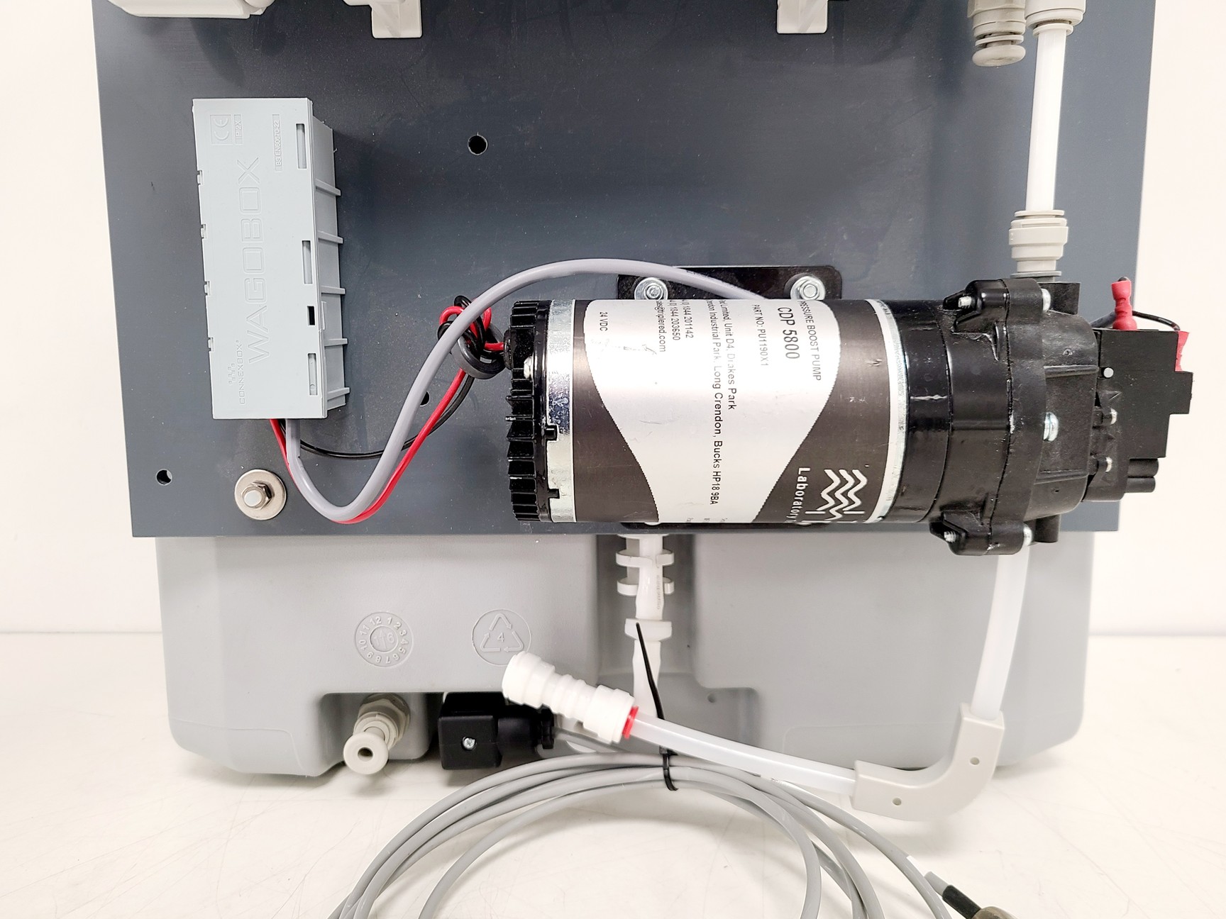 Image of Triple Red Geno 20 RO / DI Water System w/ Water Tank