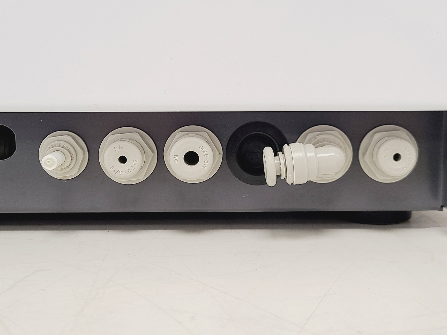 Image of Triple Red Geno 20 RO / DI Water System w/ Water Tank