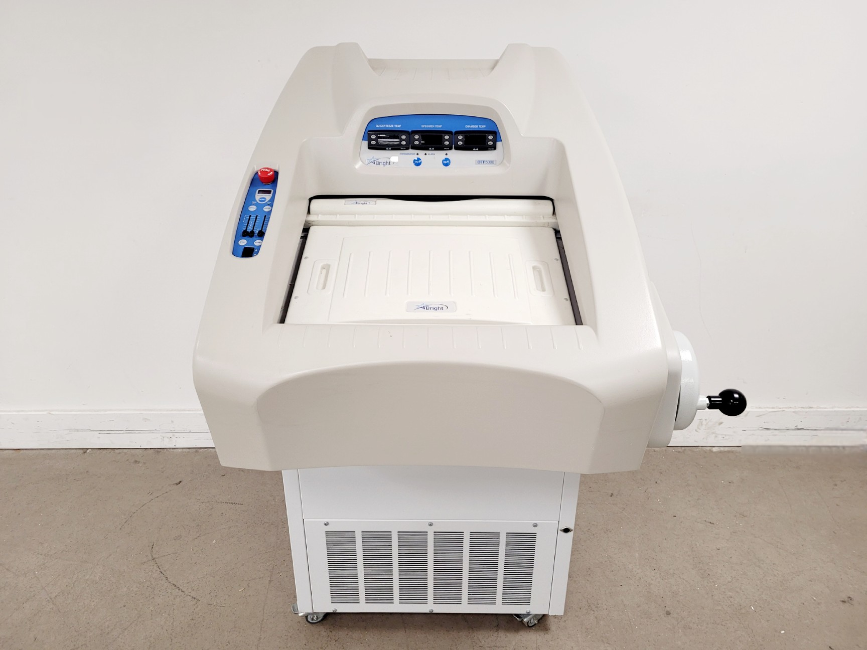 Bright Instruments Bright OTF 5000 Cryostat Microtome