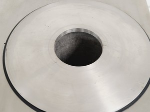 Thumbnail image of Edwards Modulyo EF4 with 8-port Column Manifold and Cylindrical Acrylic Bell Jar