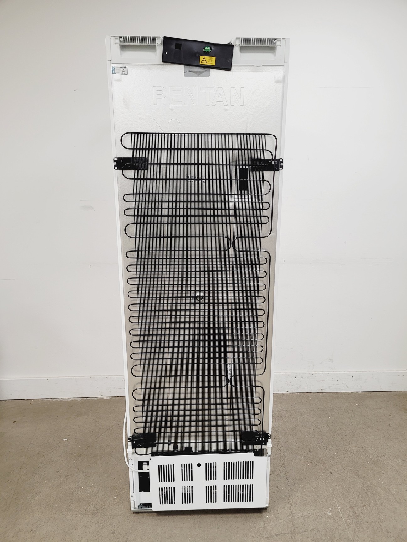 Image of Liebherr SFFfg 4001 Laboratory Freezer 65x60x188 cm