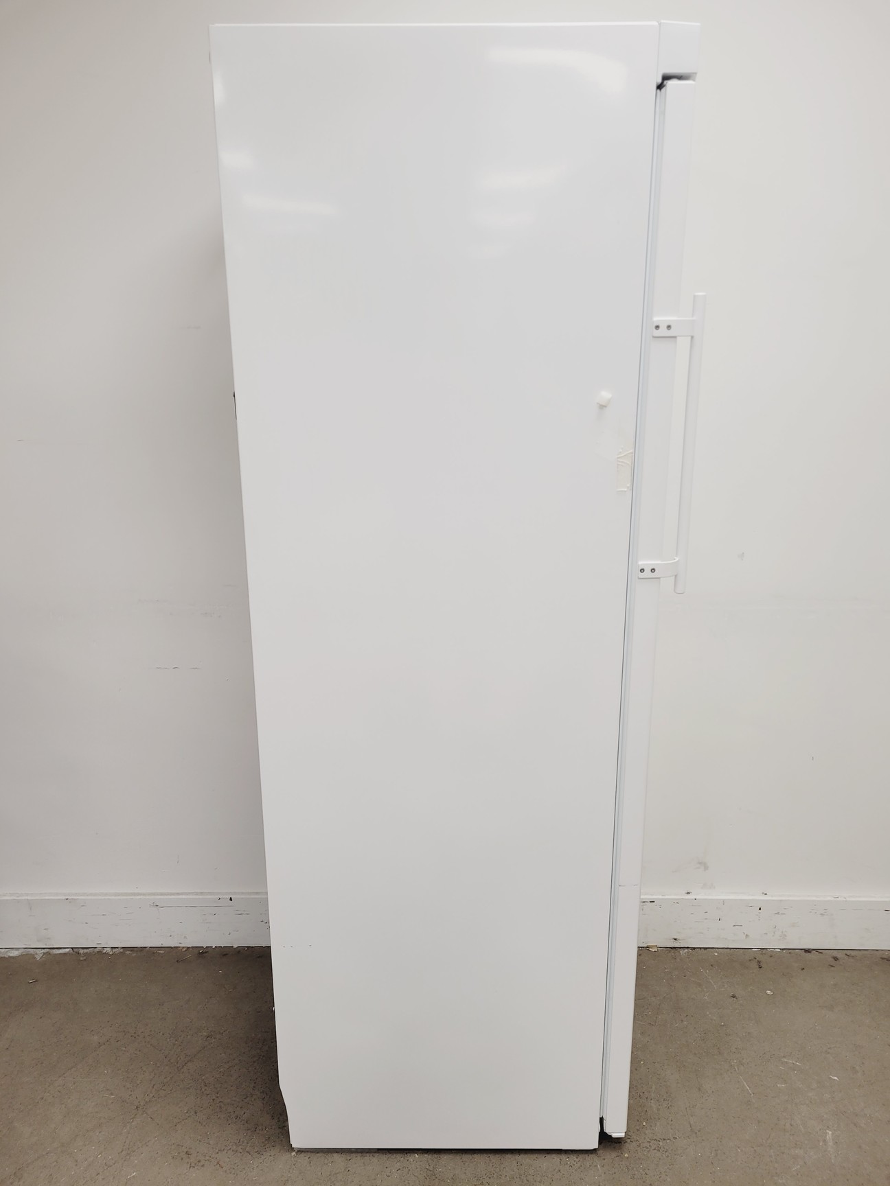 Image of Liebherr GG 4010 Commercial Upright Freezer