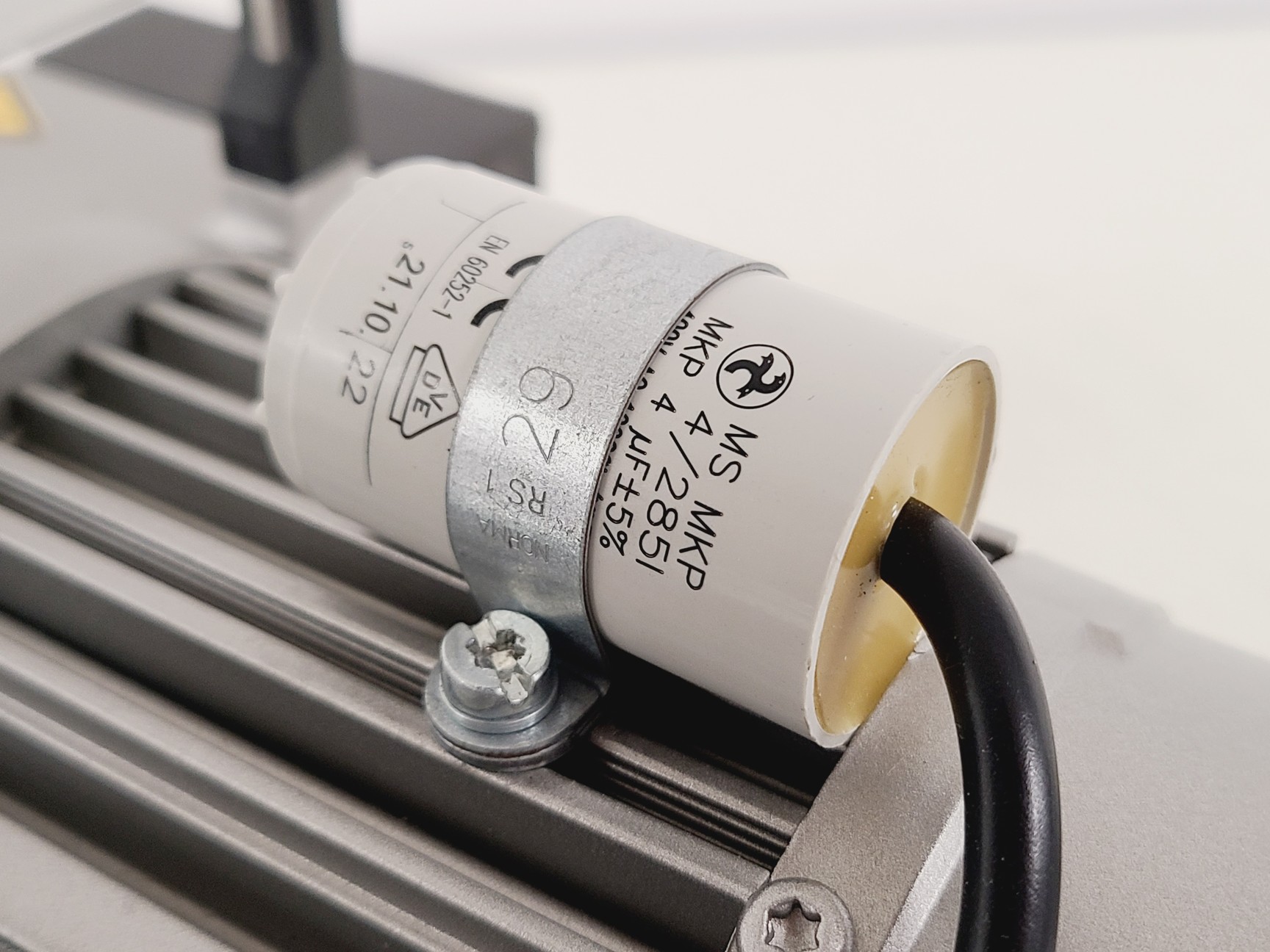 Image of Welch MPC101Z MPC Chemical Duty Diaphragm Vacuum Pump Type 412522 2022 Lab