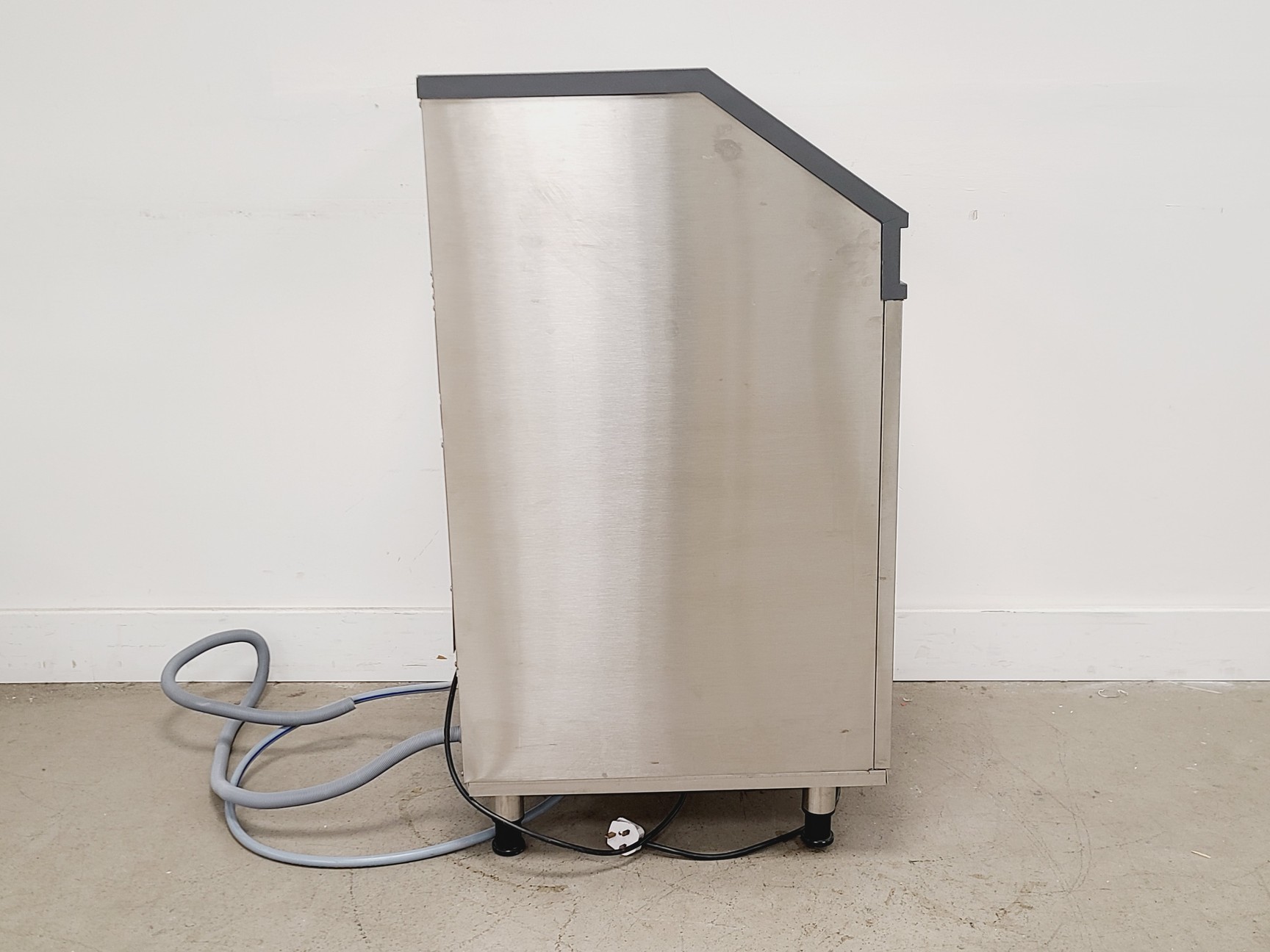 Image of Scotsman EF 103 Easy-Fit Laboratory Ice Flaker Lab