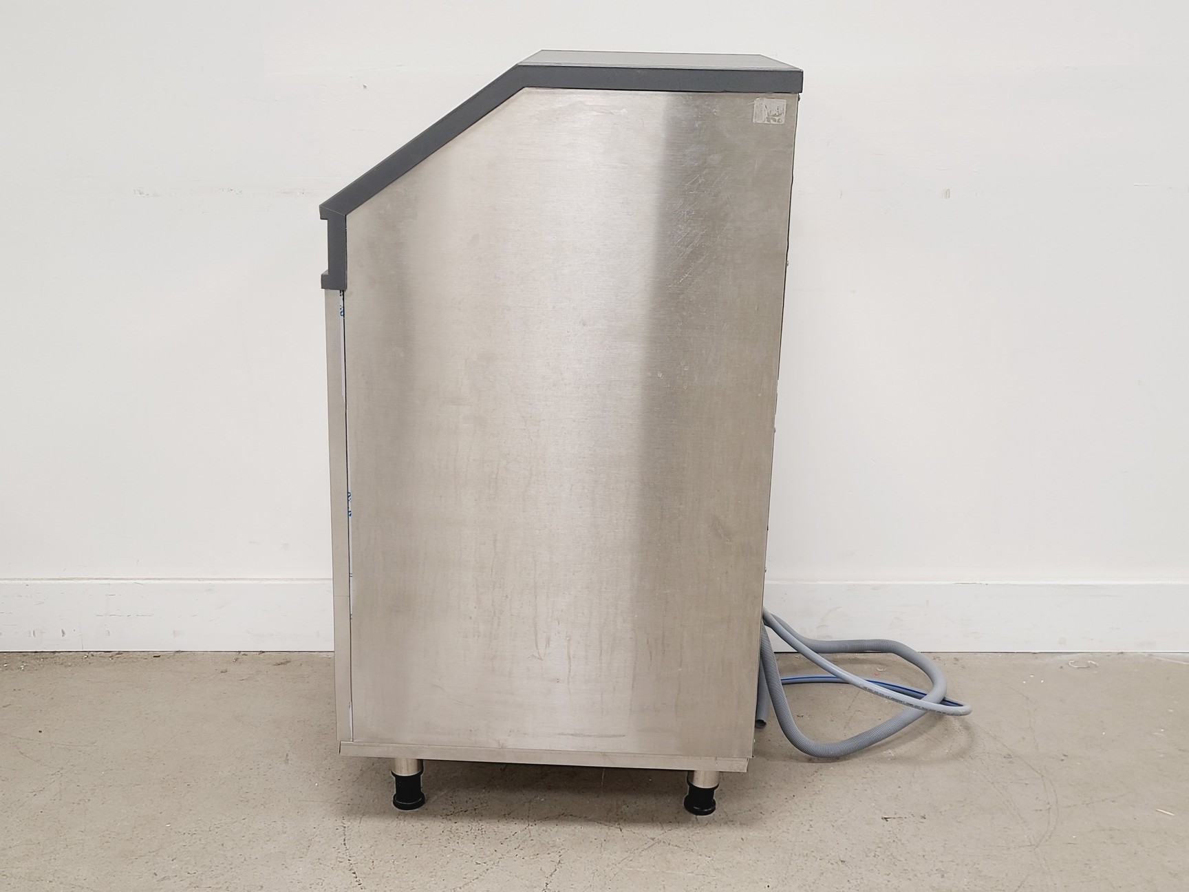 Image of Scotsman EF 103 Easy-Fit Laboratory Ice Flaker Lab