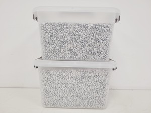 Thumbnail image of VWR 26L Water/Bead Bath 26L CAT NO. 462-0559 w/ Thermo Fisher Lab Armour Beads