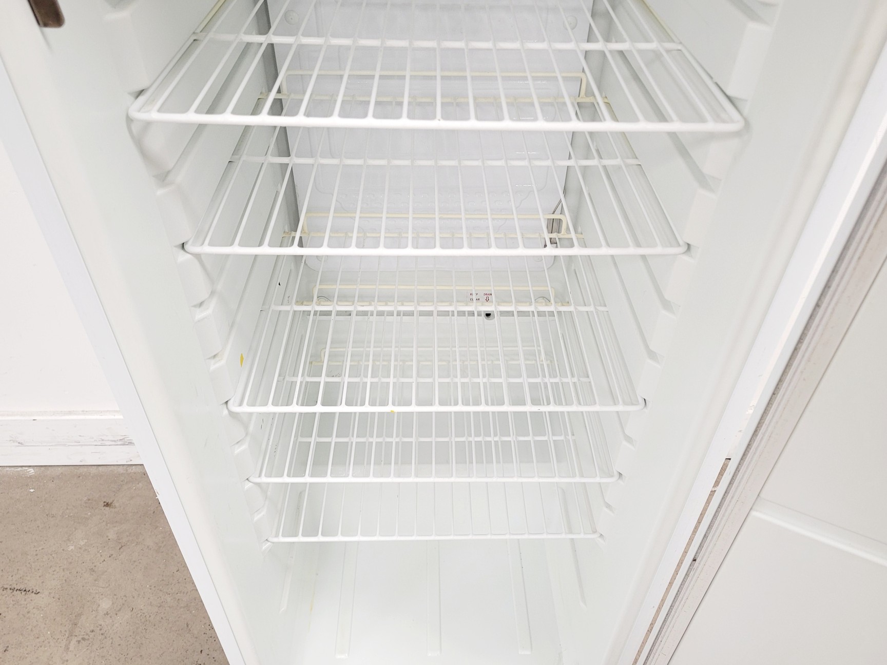 Image of Lec SPD902G Laboratory Refrigerator 