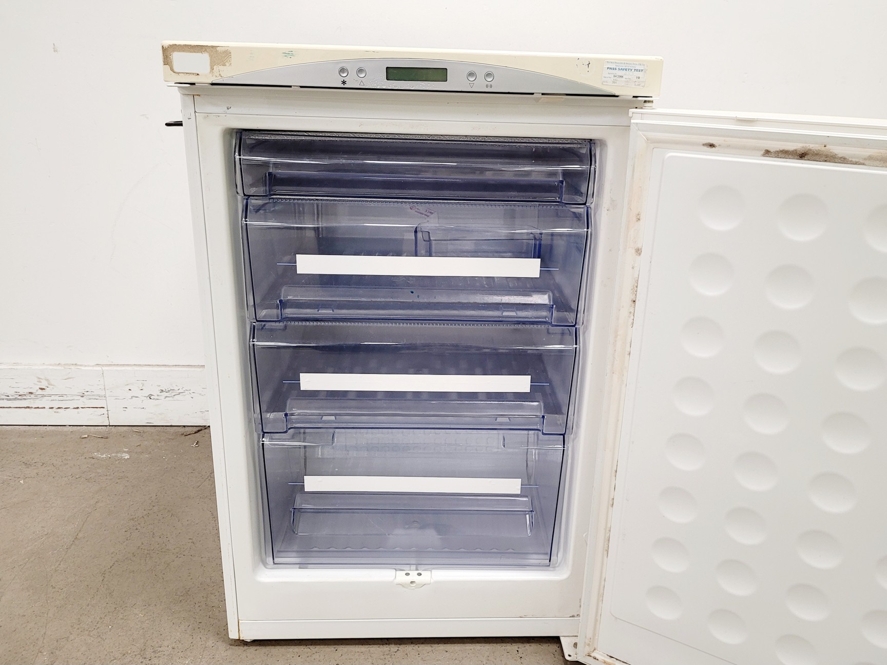 Image of Labcold Sparkfree Lab Freezer Model RLVF04203