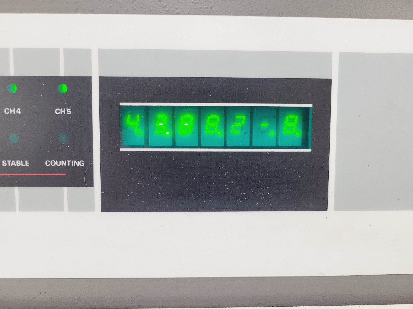 Image of LKB Wallac 1282 Compugamma CS Universal Gamma Counter