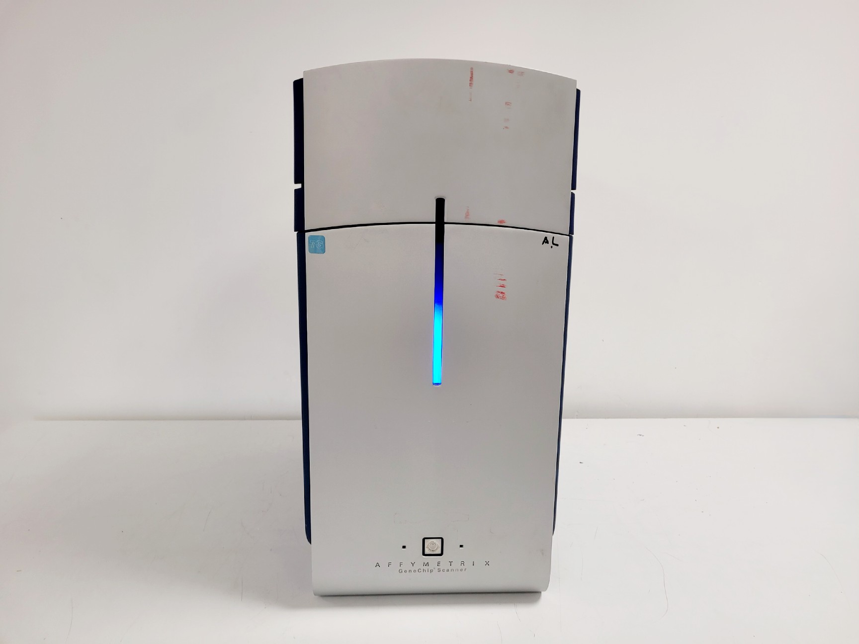 Affymetrix Microarray Reader Affymetrix GeneChip Scanner 3000 Autoloader