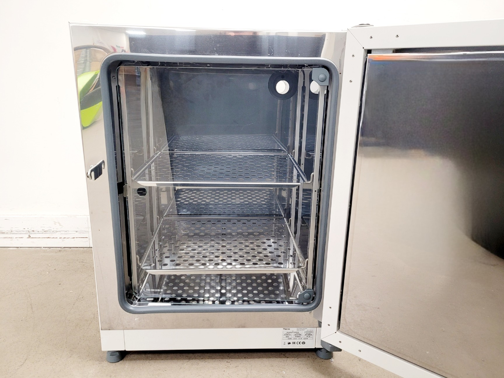 Image of Thermo Scientific Heratherm IGS100  Microbiological Incubator 2018 Lab