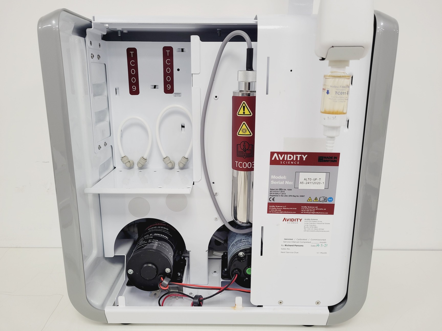 Image of Avidity Science ALTO-UF-T Ultrapure Water System