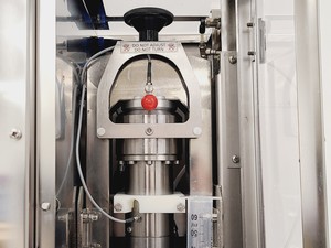 Thumbnail image of Homogenising Systems Ltd Stansted 'Pressure Cell' Homogeniser Model: FPG12805