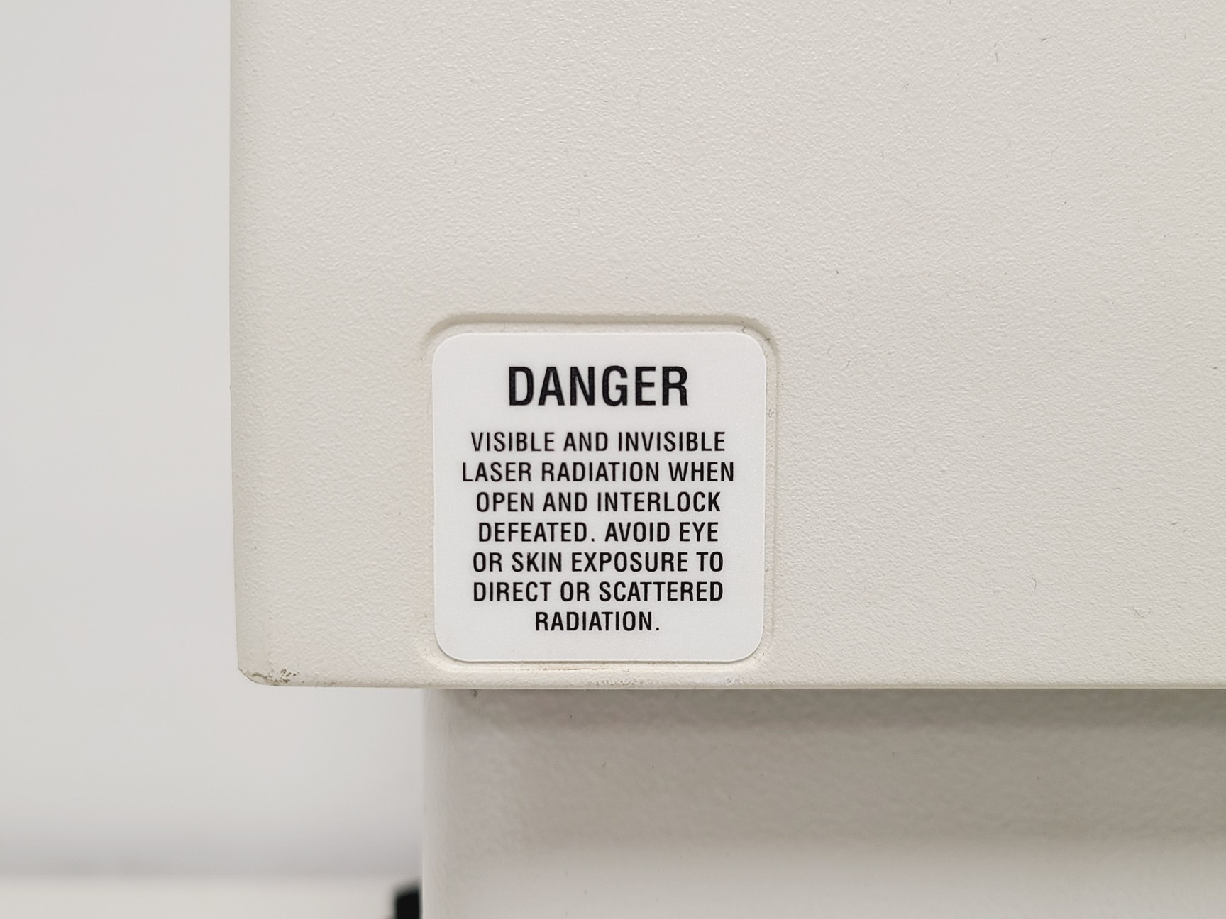 Image of New Wave Research Model UP-213 with Tempest 20Hz Laser Ablation System Lab