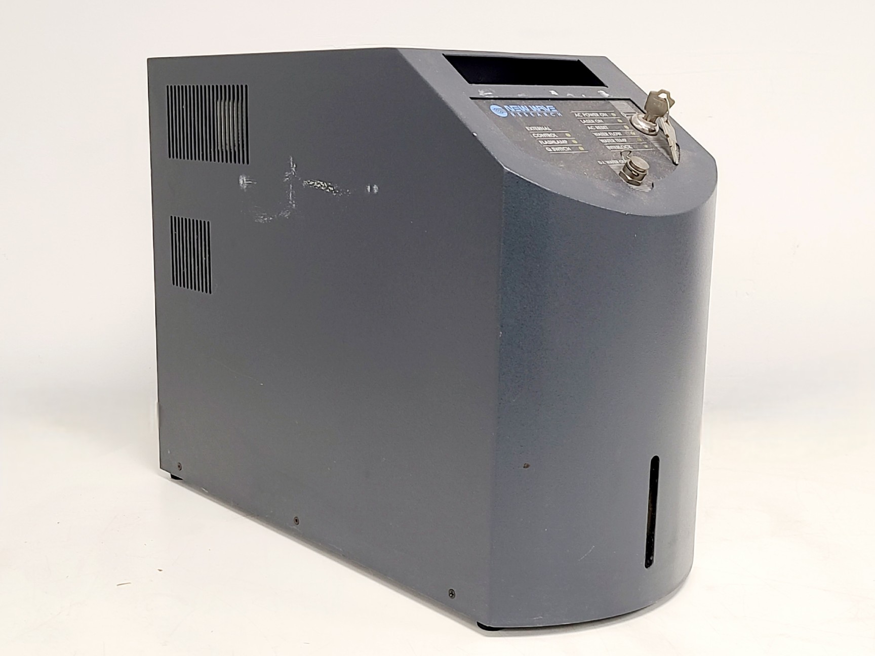 Image of New Wave Research Model UP-213 with Tempest 20Hz Laser Ablation System Lab