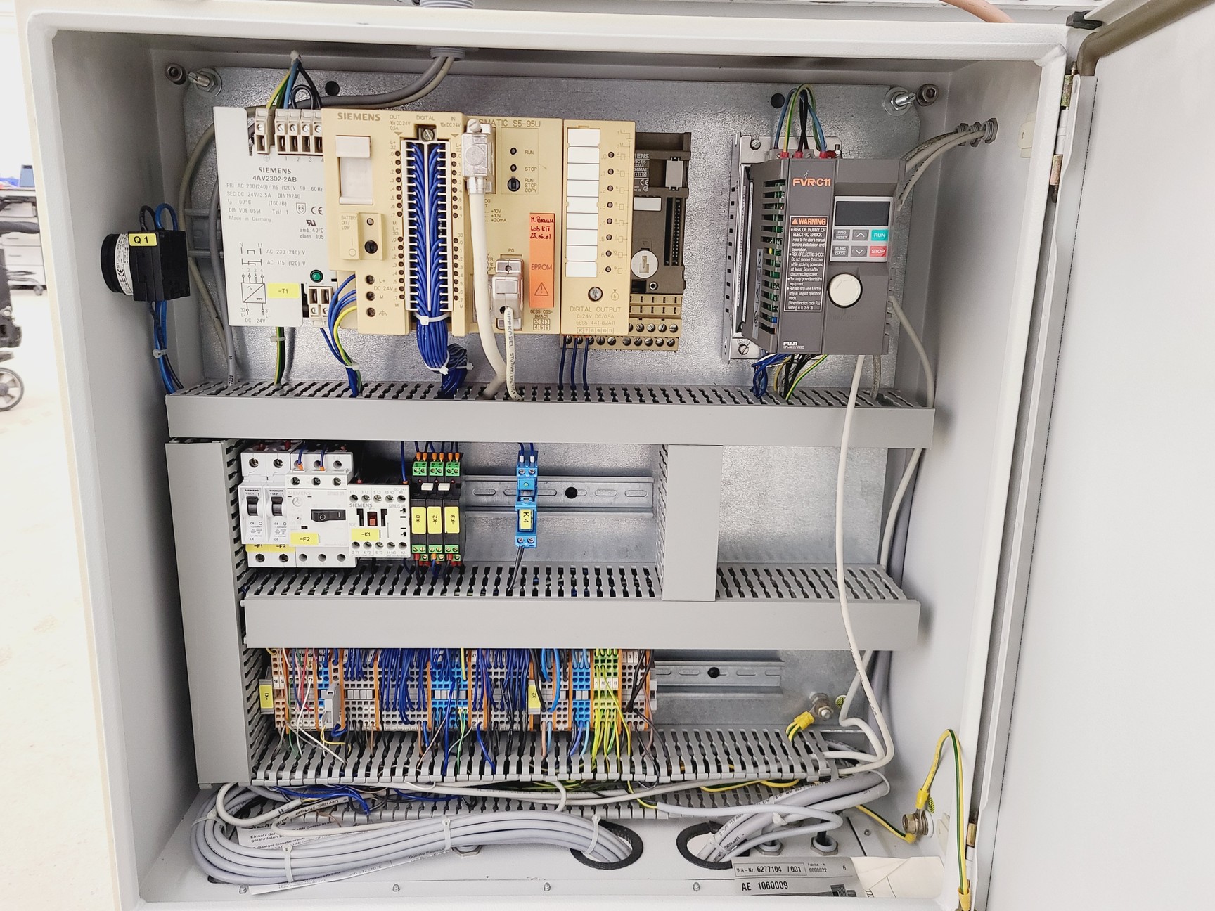 Image of MBraun LabMaster 130 Glove Box Lx95 Wx255 Hx192 Spares/Repair Lab