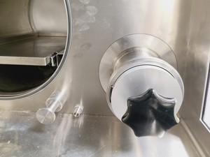 Thumbnail image of MBraun LabMaster 130 Glove Box Lx95 Wx255 Hx192 Spares/Repair Lab