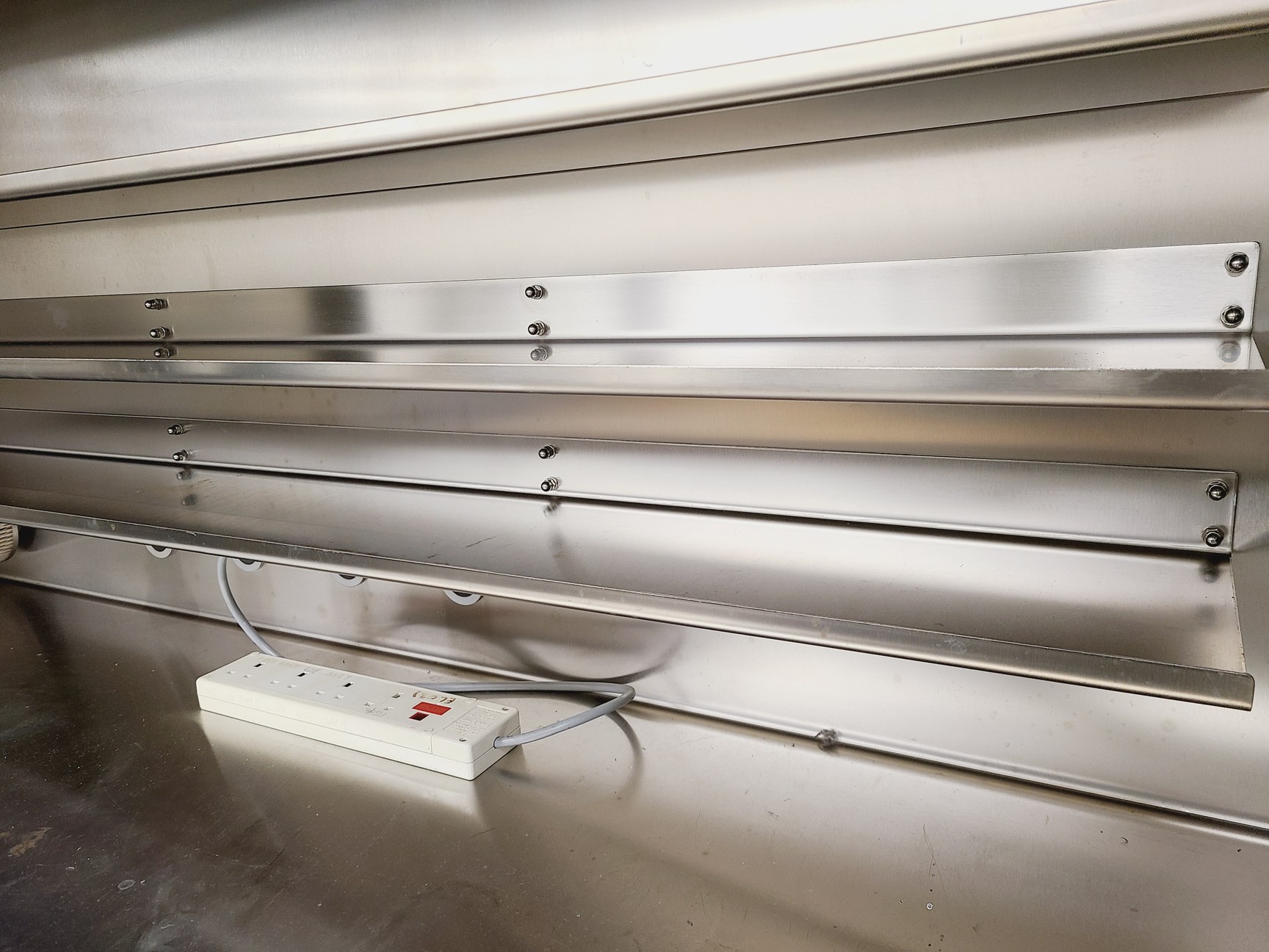 Image of MBraun LabMaster 130 Glove Box Lx95 Wx255 Hx192 Spares/Repair Lab