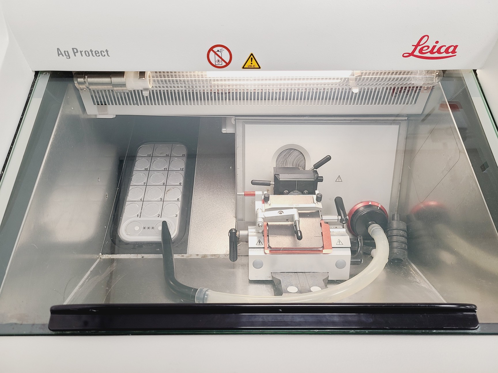 Image of Leica CM 1950 Microtome Cryostat Lab