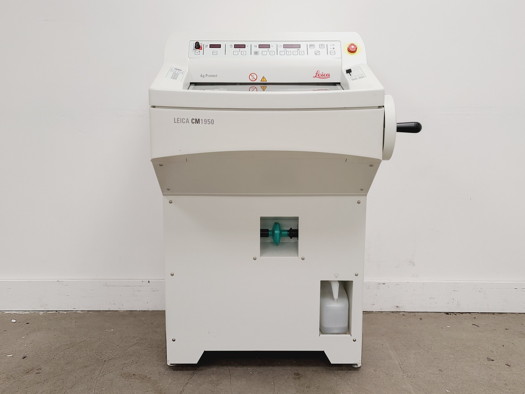 Image of Leica CM 1950 Microtome Cryostat Lab