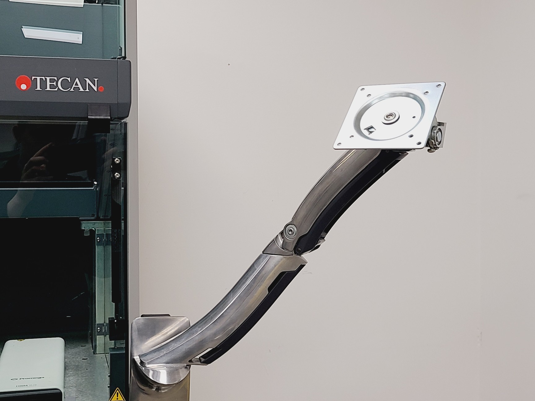 Image of TECAN Customised Freedom Evo-2 HSM2 Liquid Handling Robot SPAN-8