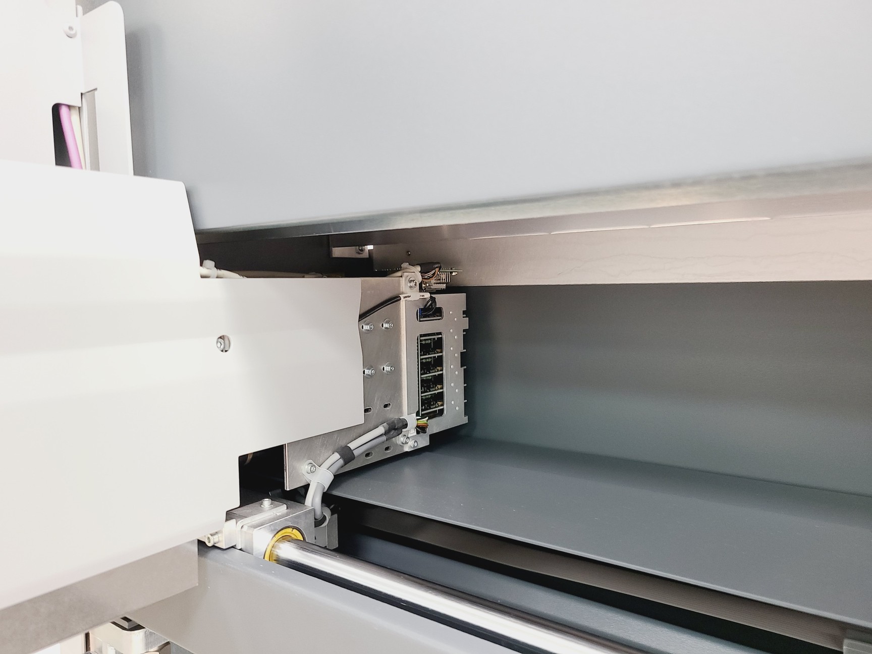 Image of Tecan Freedom EVO-2 200 w/ Infinite 200, Chameleon XT, SPAN-8 Lab