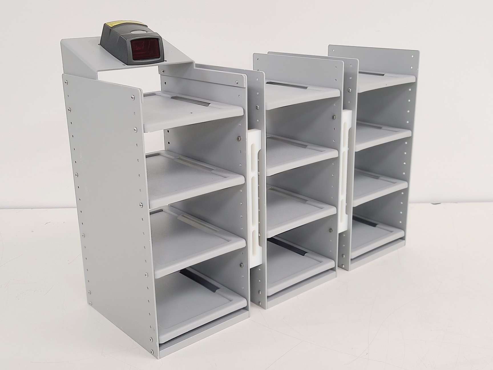 Image of Tecan Freedom EVO-2 200 w/ Infinite 200, Chameleon XT, SPAN-8 Lab