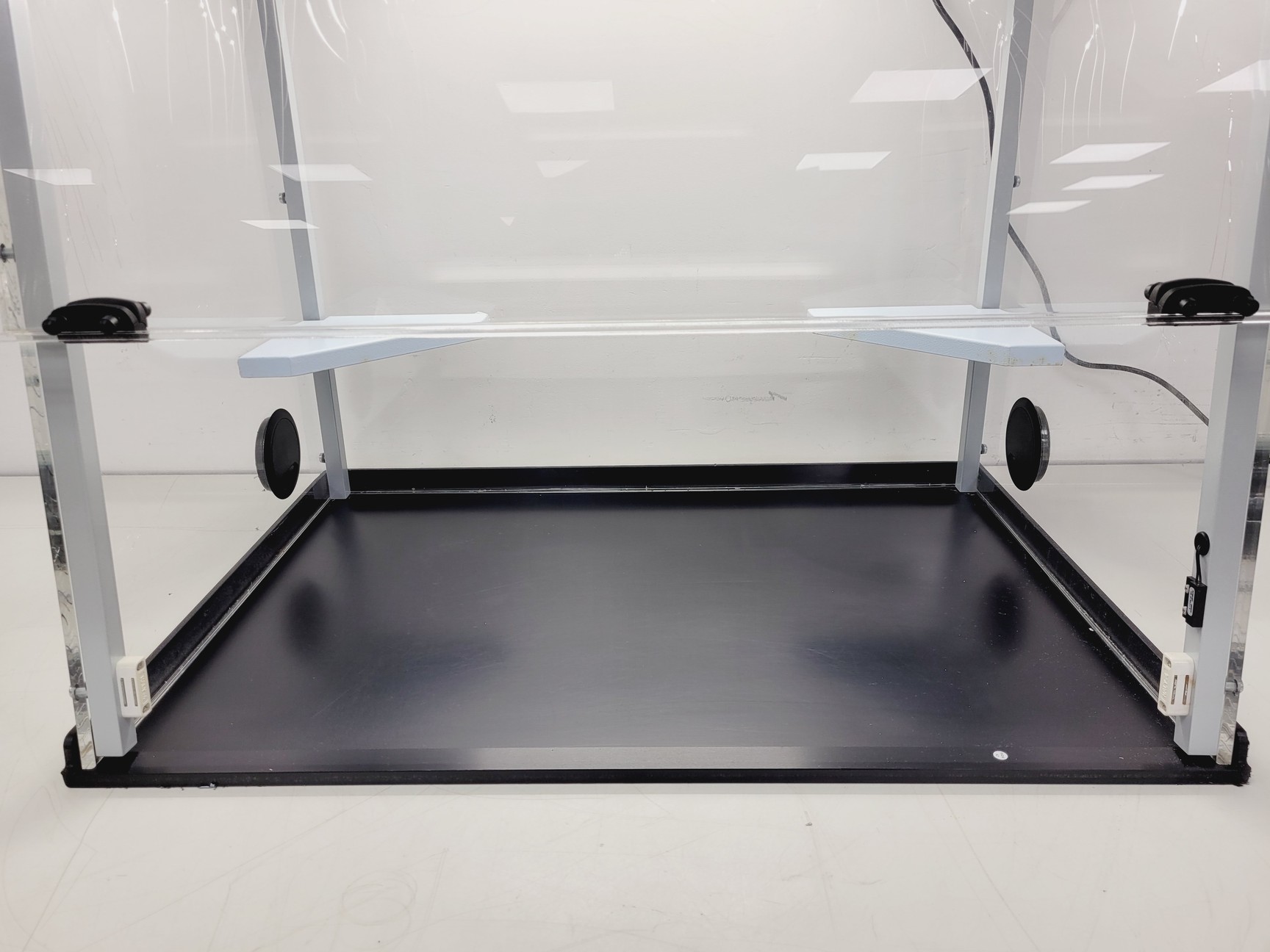 Image of BigNeat PCR Workstation Model BW0003/01A 2021