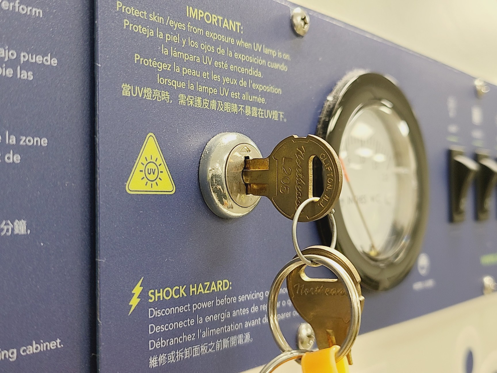 Image of AirScience LF Series Purair HLF-36 Laminar Flow Cabinet Lab