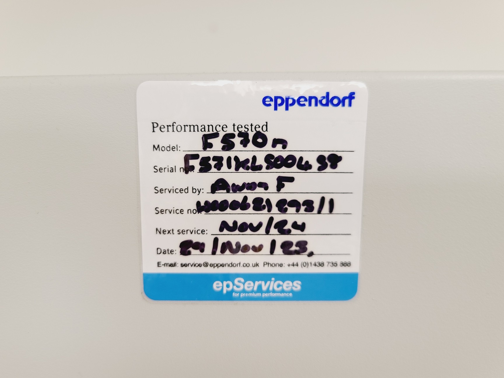 Image of Eppendorf CryoCube F570n with Premium Version CO2 Backup Lab