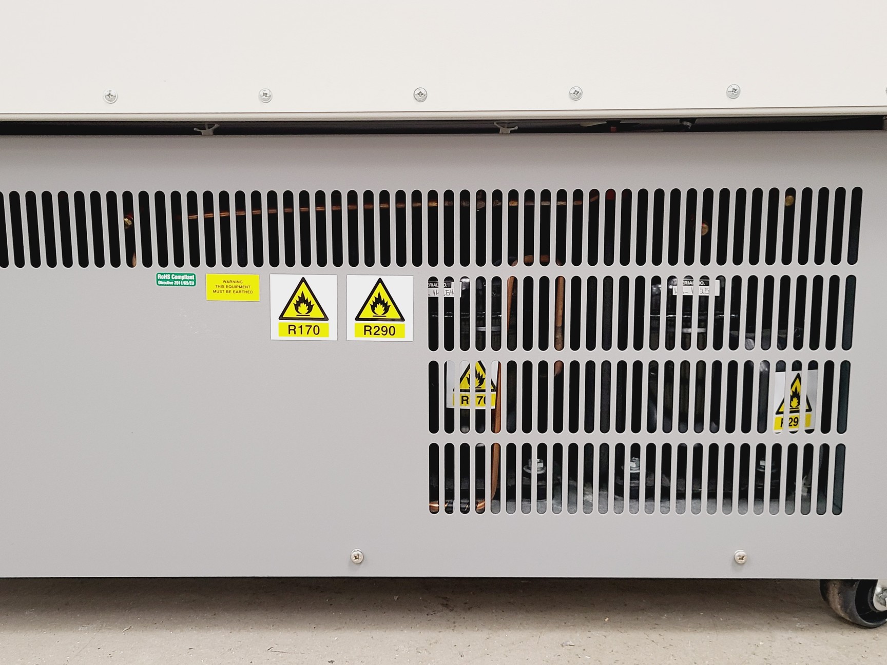 Image of Eppendorf CryoCube F570h with Premium Version CO2 Backup Lab