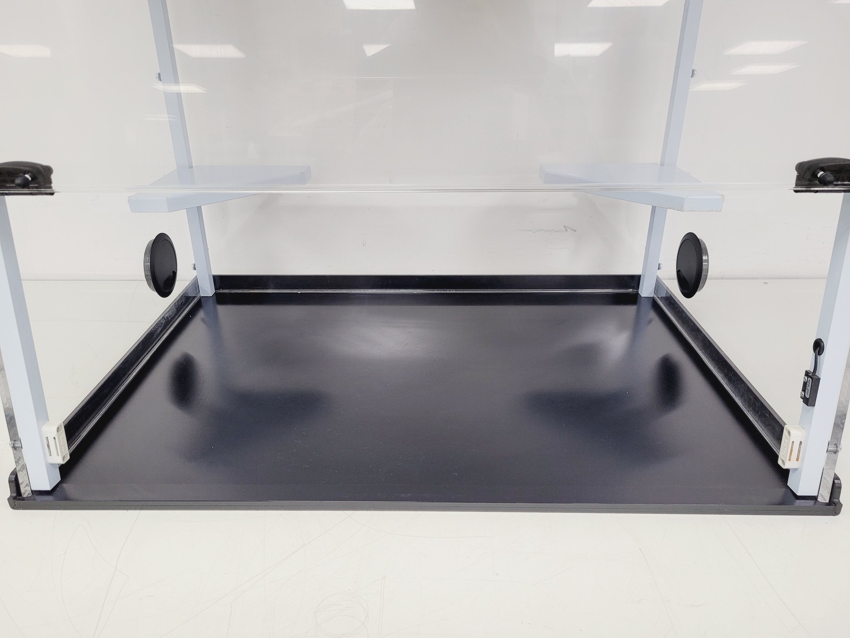 Image of Caron PCR Workstation (UV/HP) 2023