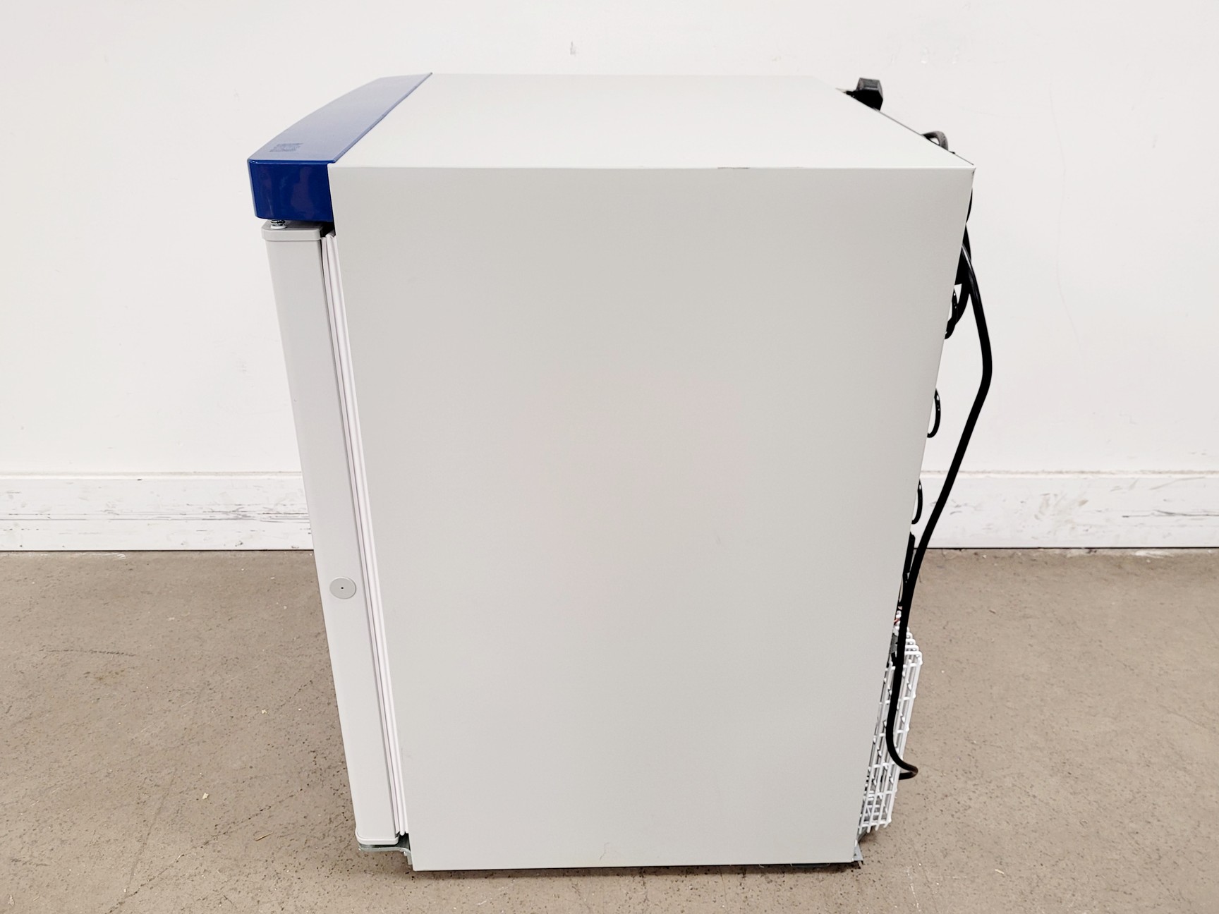 Image of Haier Biomedical DW-25L92 Underbench Laboratory Freezer -25C 92L