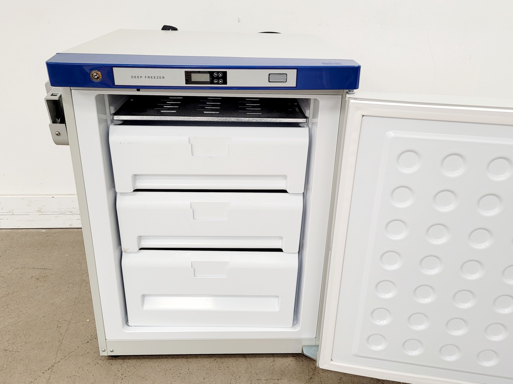 Image of Haier Biomedical DW-25L92 Underbench Laboratory Freezer -25C 92L