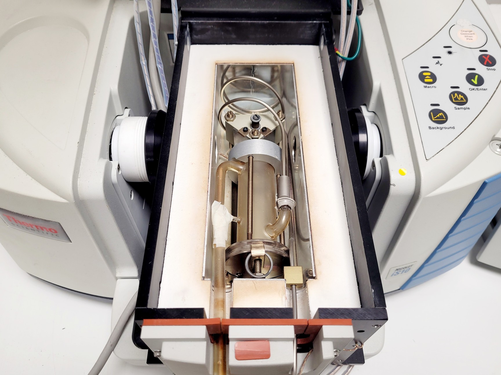 Image of Thermo Scientific Nicolet iS10 - TGA FTIR w/ Smart Omni Transition