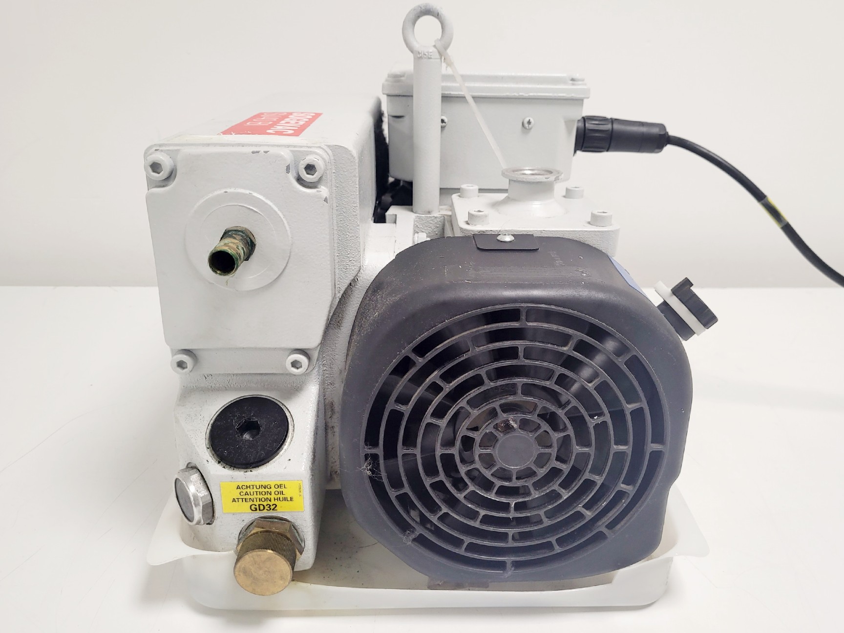 Image of Leybold SOGEVAC SV40 BI Single Stage Oil Sealed Rotary Vane Vacuum Pump