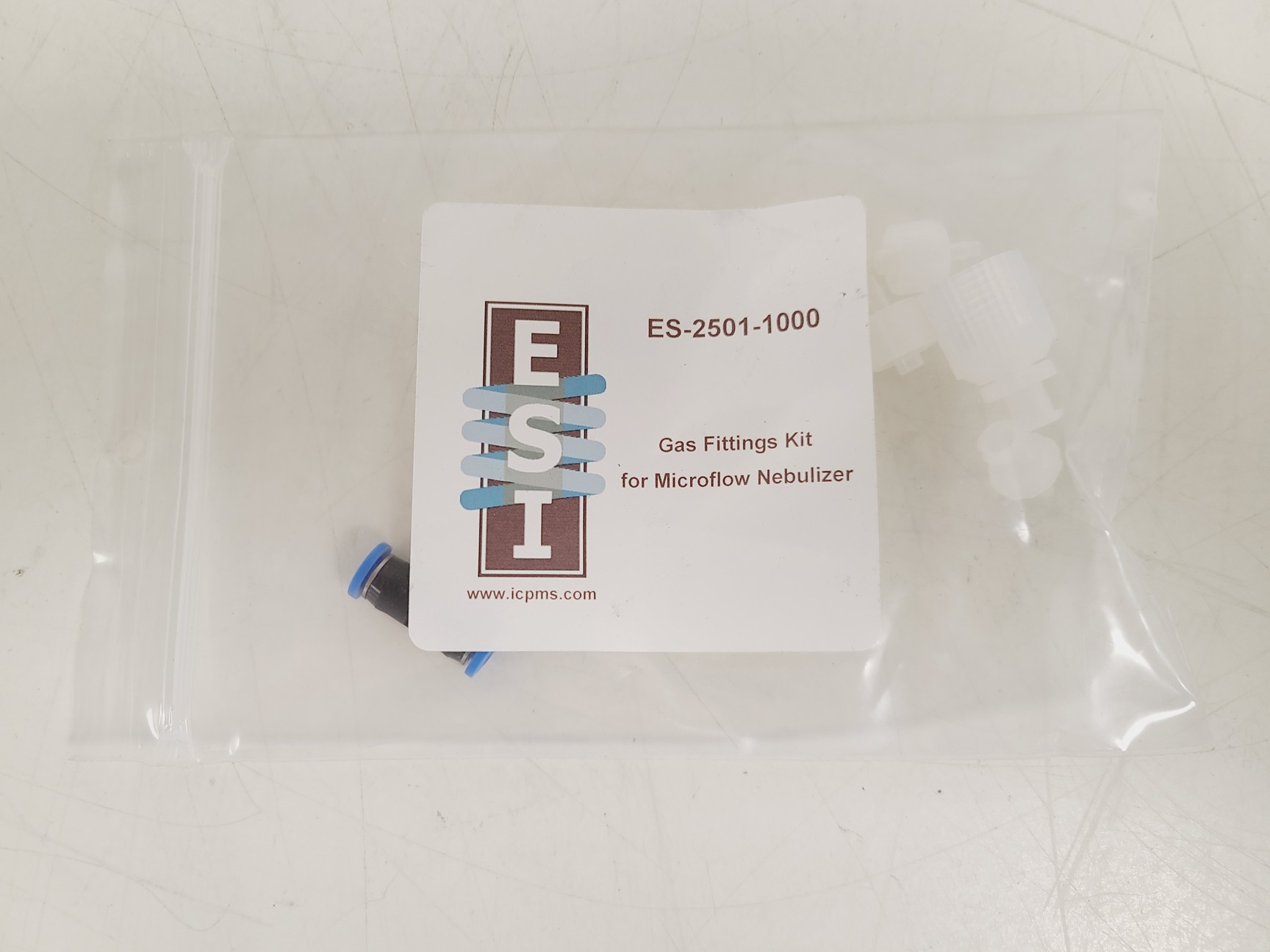 Image of New Wave Research Model UP-213 with Tempest 20Hz Laser Ablation System Lab