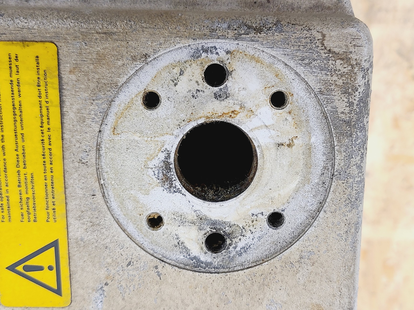 Image of Edwards 80 Two Stage Rotary Vane Pump