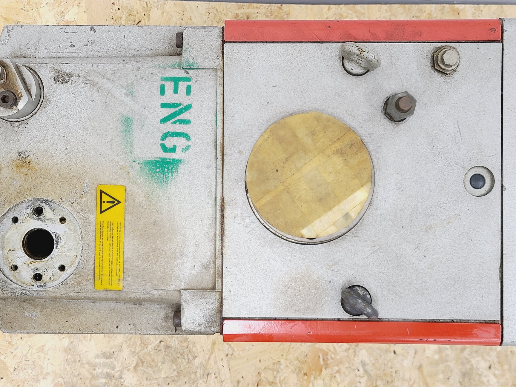 Image of Edwards 80 Two Stage Rotary Vane Pump